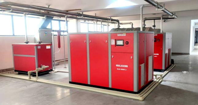 Brechen Sie den Deadlock des traditionellen Energieverbrauchs! Die Praxis eines zweistufigen Druckluftsystems in einem Instrumentenunternehmen