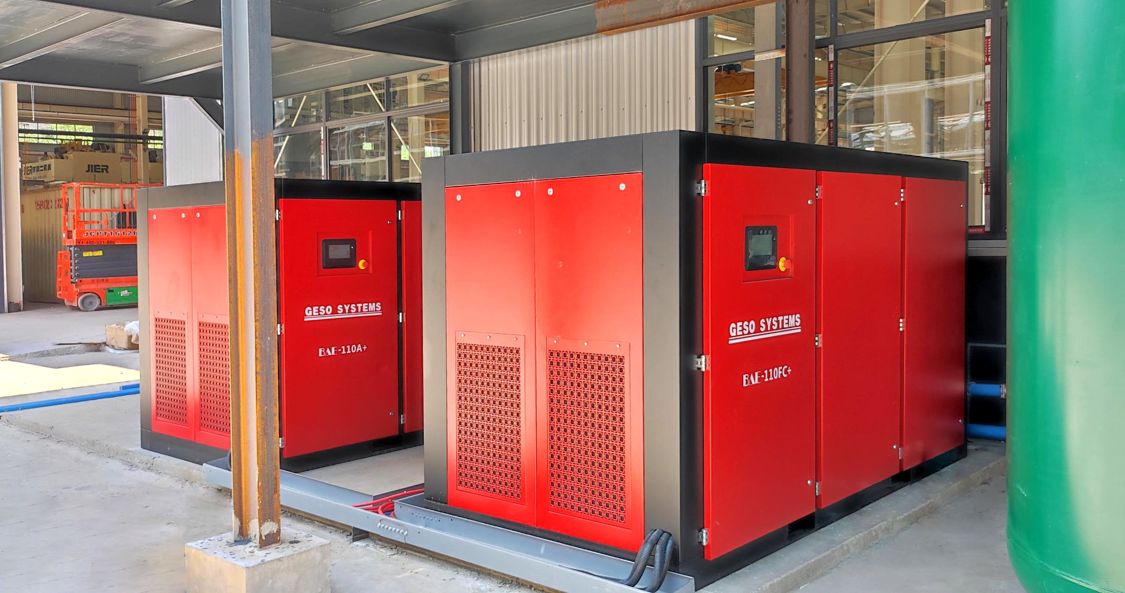 Luftkompressoren helfen der petrochemischen Industrie, eine effiziente Produktion und einen sicheren Betrieb zu erreichen.